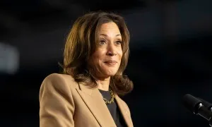 Đảng Dân chủ bị giảm tỷ lệ ủng hộ ở nhóm cử tri gốc Latin